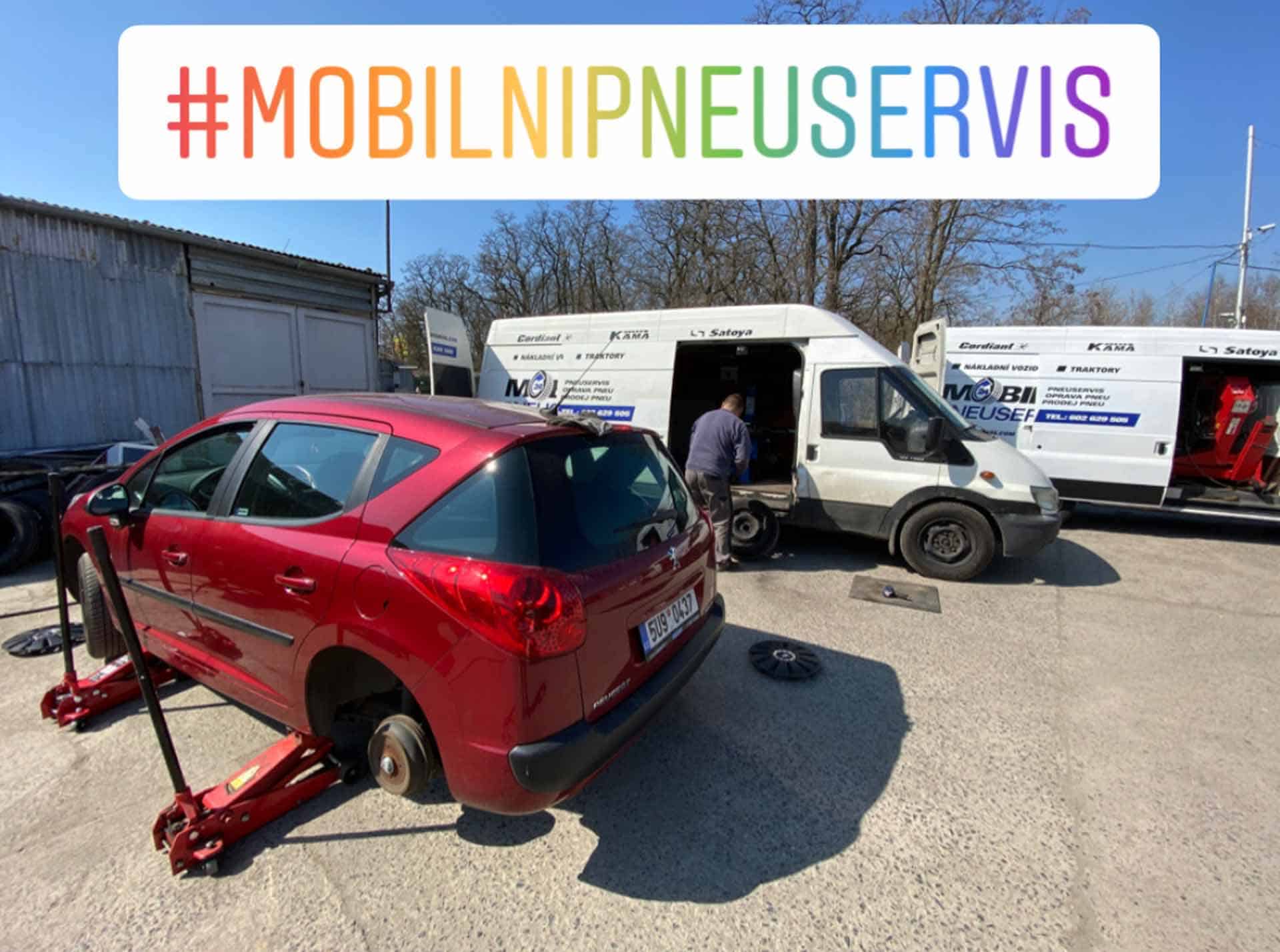 Výměna pneumatiky u auta. Mobilní pneuservis Děčín